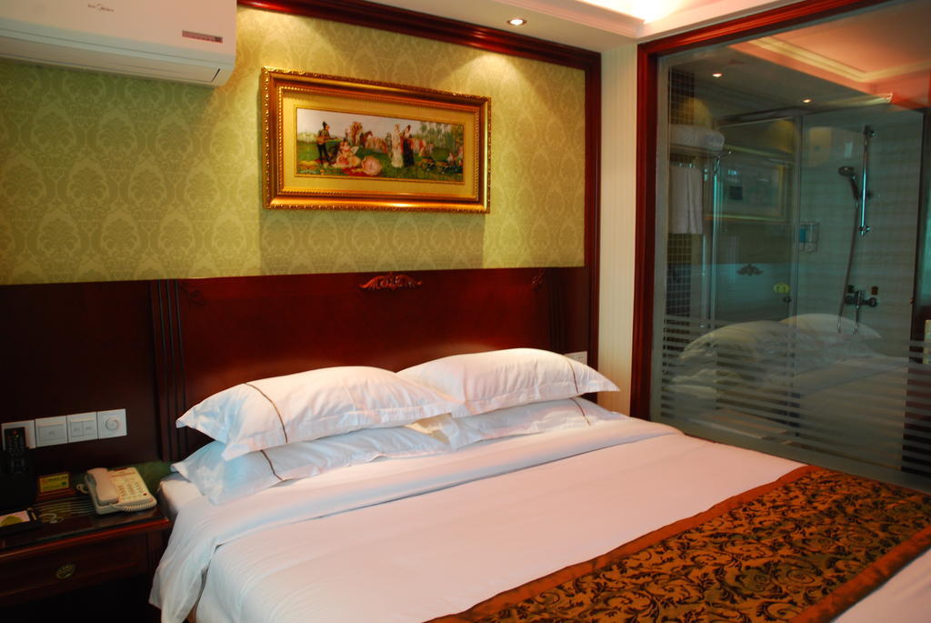 Vienna Hotel Shenzhen Railway Station Habitación foto